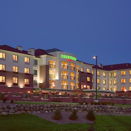 Courtyard By Marriott Madison East Hotel Kültér fotó