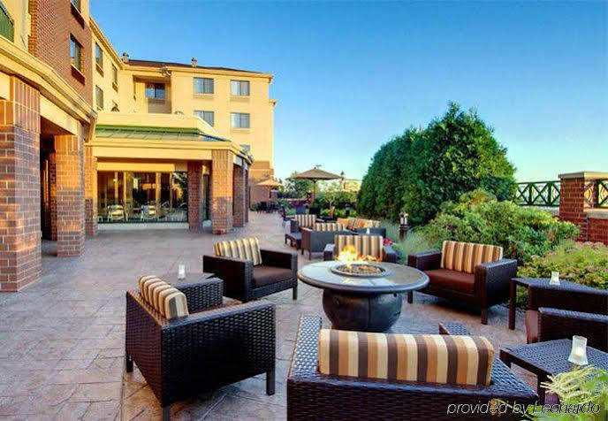 Courtyard By Marriott Madison East Hotel Kültér fotó